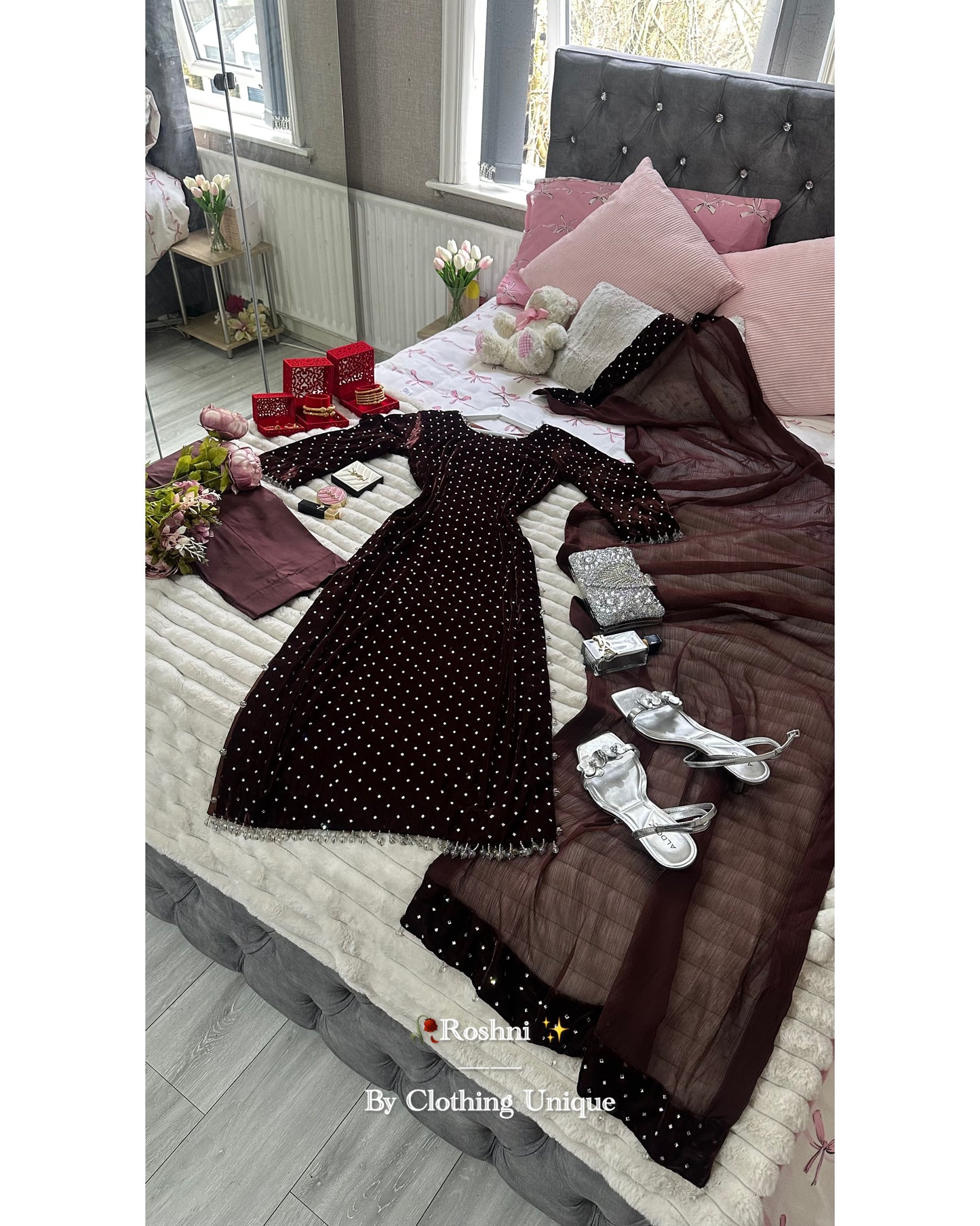 Roshni 🕊️ luxe velvet