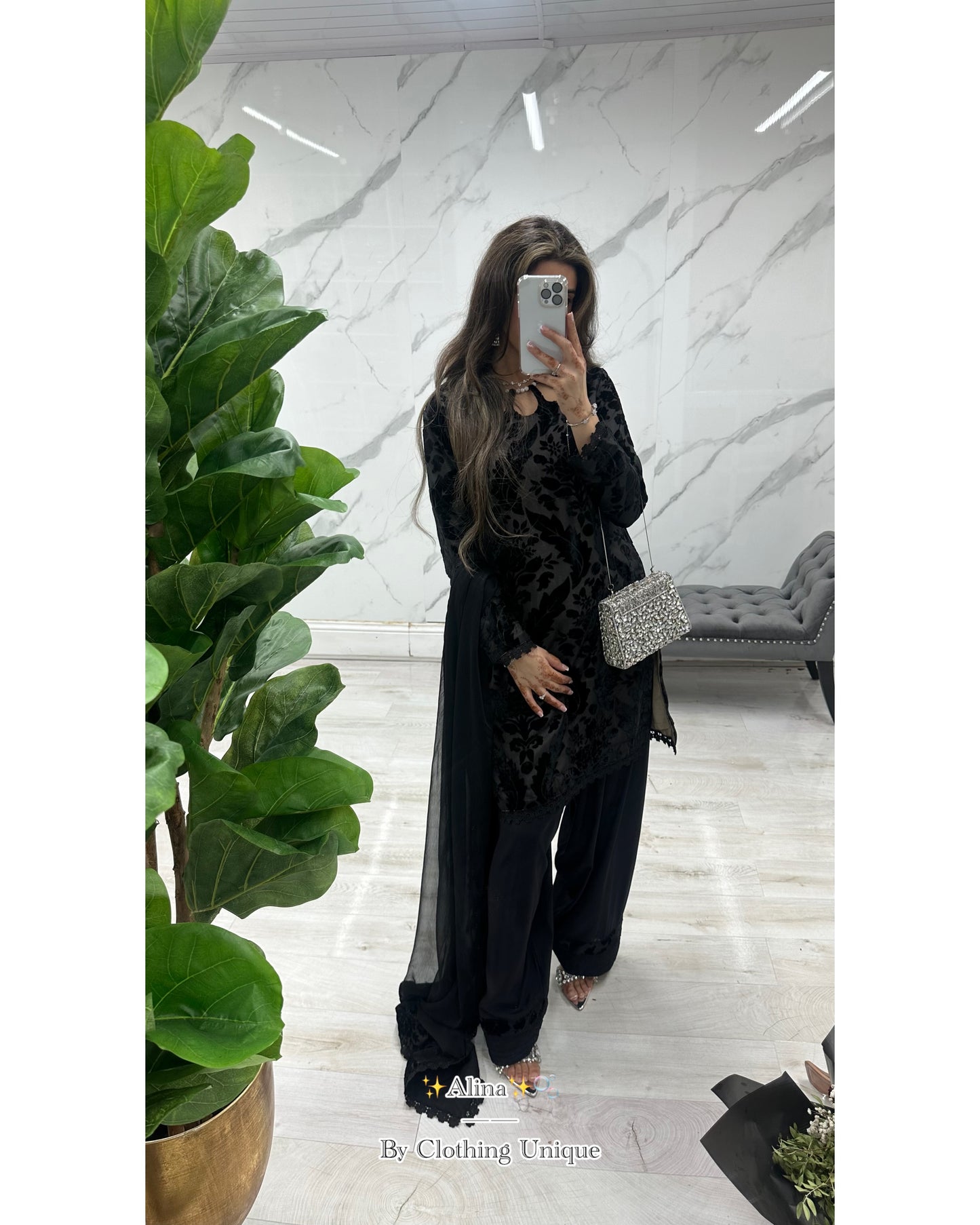 Alina 🖤