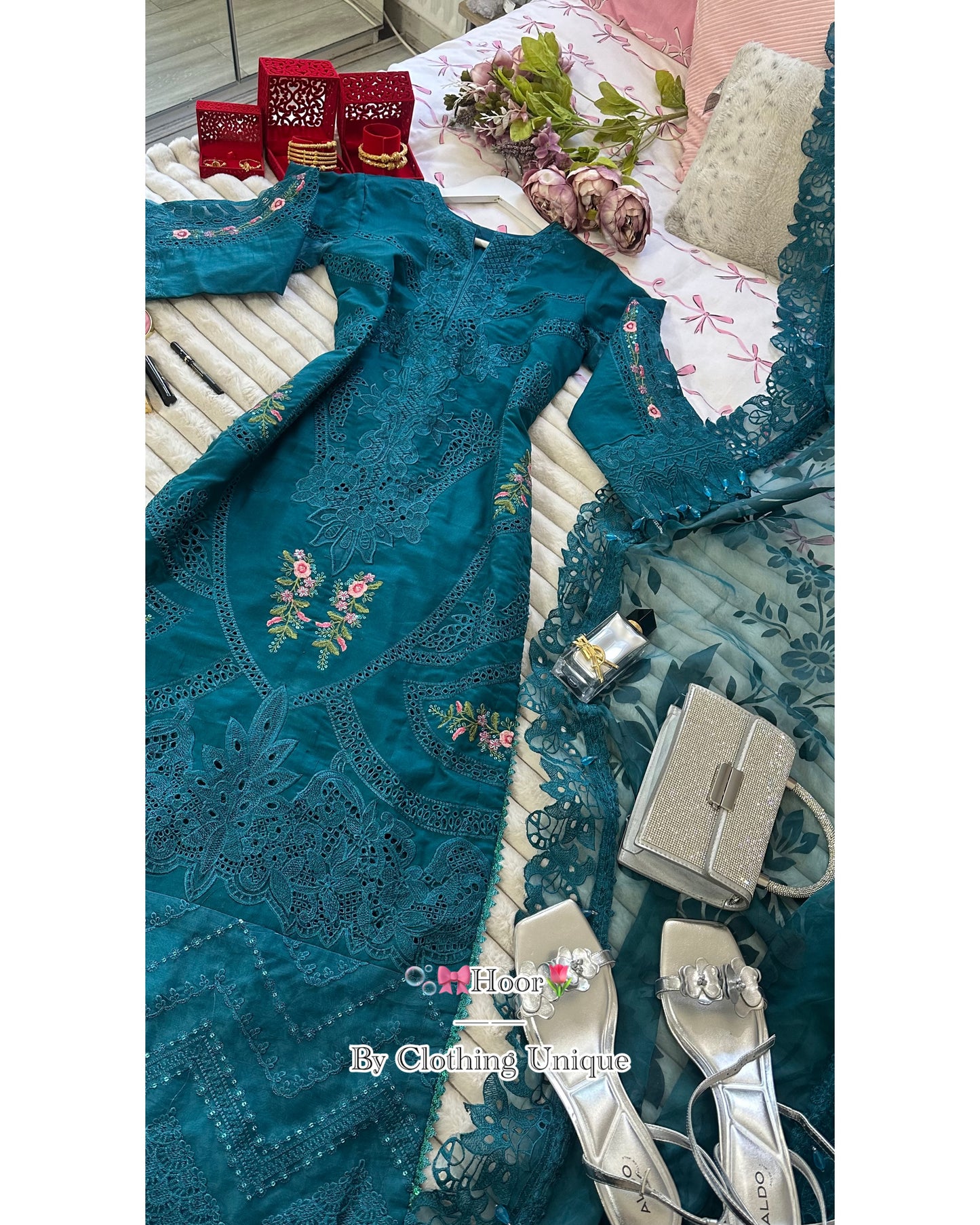 Hoor 🕊️ pre order