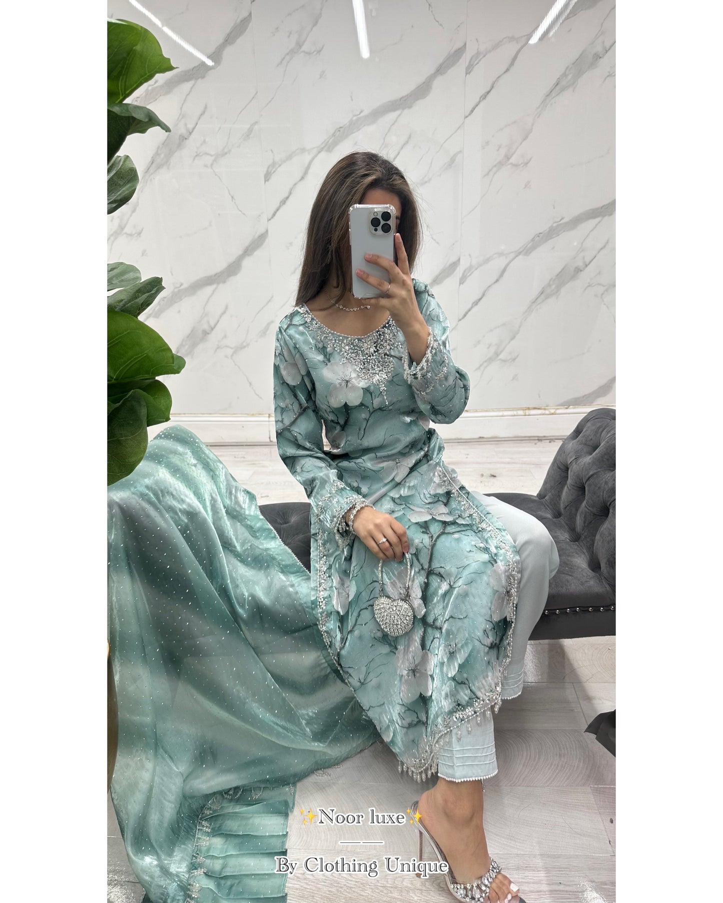 NOOR 🦋