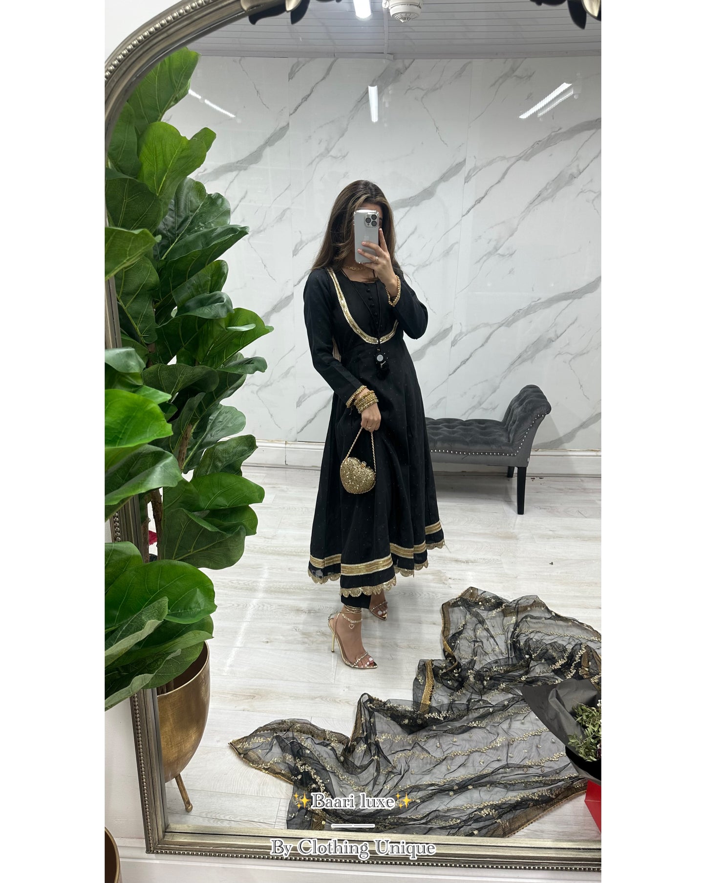 Baari black